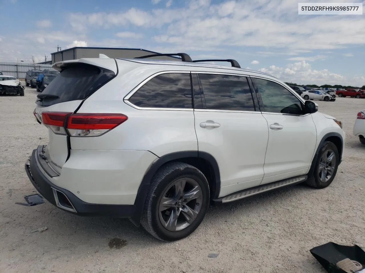 2019 Toyota Highlander Limited VIN: 5TDDZRFH9KS985777 Lot: 71490054