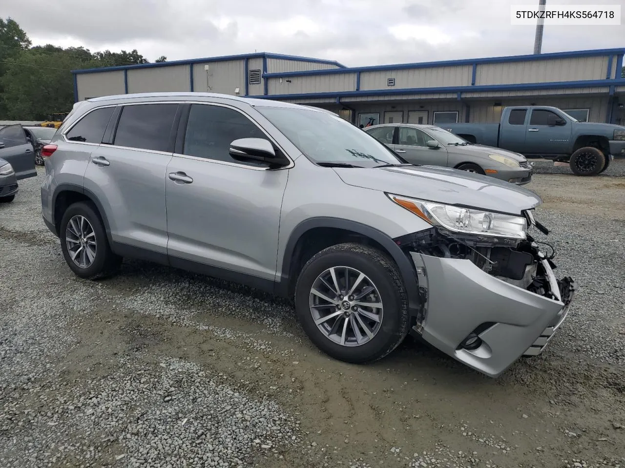 5TDKZRFH4KS564718 2019 Toyota Highlander Se