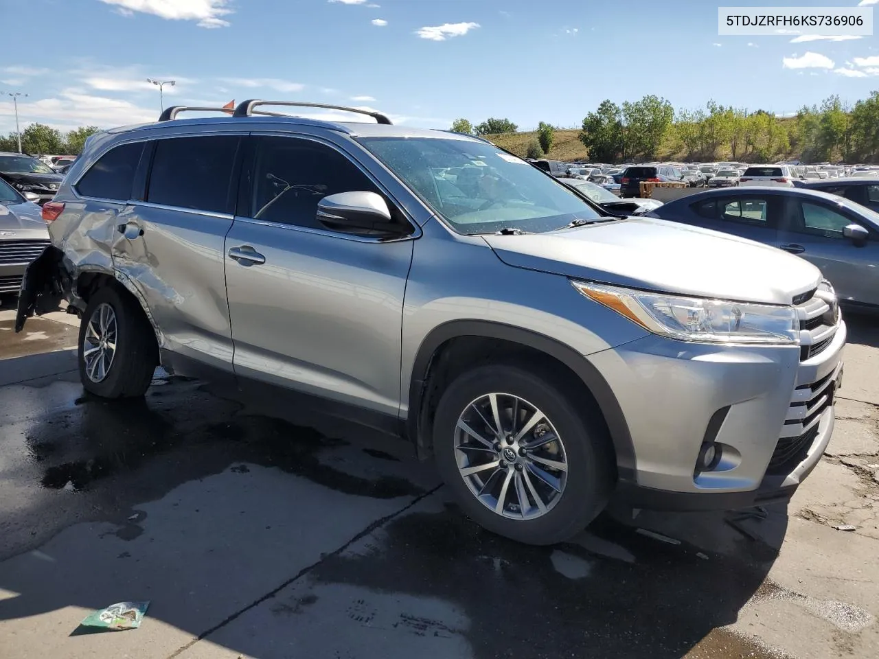 5TDJZRFH6KS736906 2019 Toyota Highlander Se