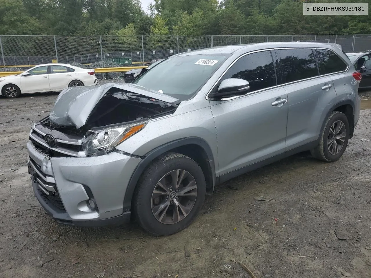 5TDBZRFH9KS939180 2019 Toyota Highlander Le