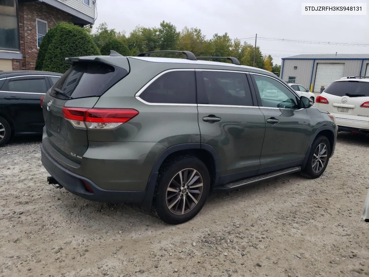 5TDJZRFH3KS948131 2019 Toyota Highlander Se