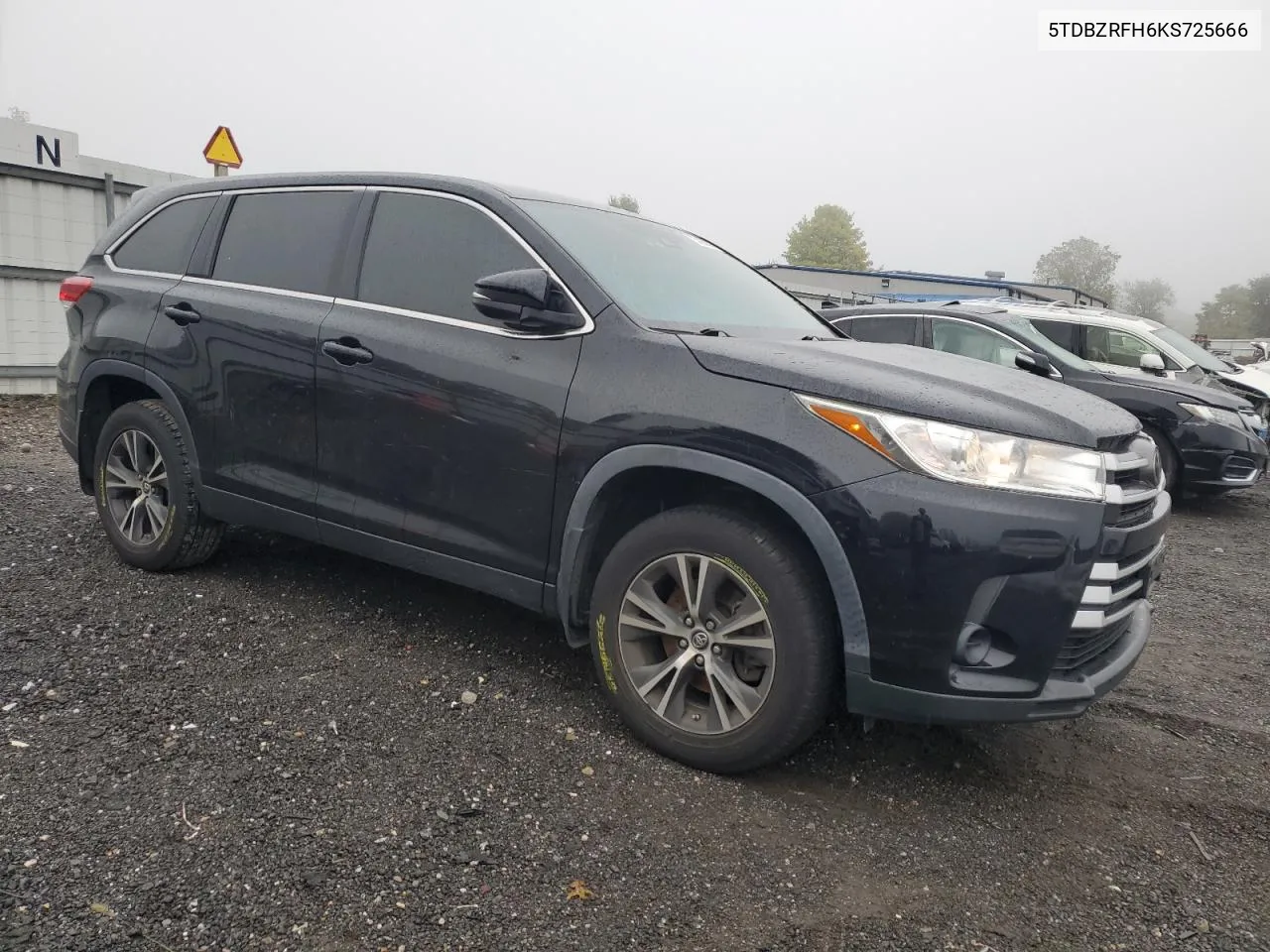 2019 Toyota Highlander Le VIN: 5TDBZRFH6KS725666 Lot: 73436924