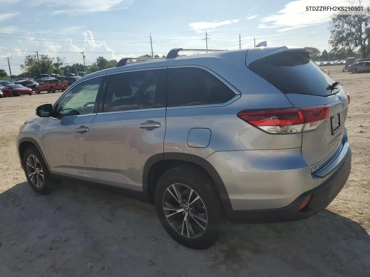 2019 Toyota Highlander Le VIN: 5TDZZRFH2KS290501 Lot: 73934044