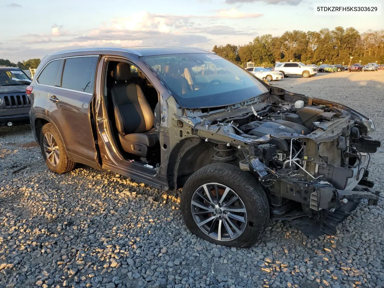 2019 Toyota Highlander Se VIN: 5TDKZRFH5KS303629 Lot: 74191624