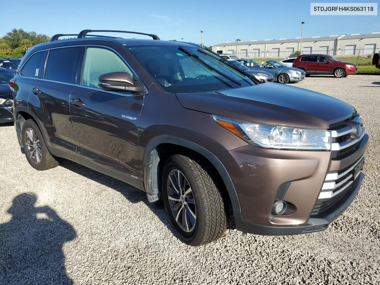 2019 Toyota Highlander Hybrid VIN: 5TDJGRFH4KS063118 Lot: 74213124