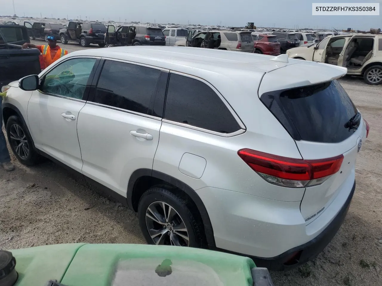 2019 Toyota Highlander Le VIN: 5TDZZRFH7KS350384 Lot: 74570164