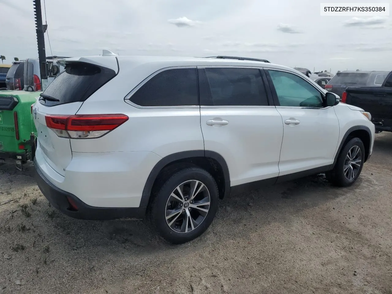 2019 Toyota Highlander Le VIN: 5TDZZRFH7KS350384 Lot: 74570164