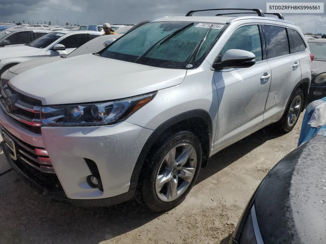 2019 Toyota Highlander Limited VIN: 5TDDZRFH8KS996561 Lot: 74713034