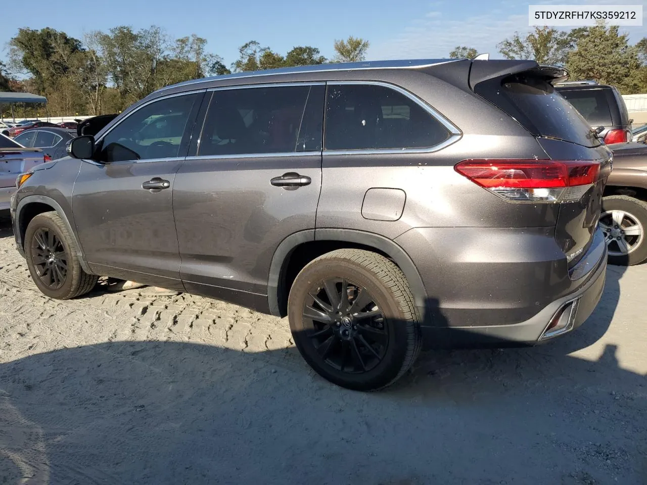 2019 Toyota Highlander Limited VIN: 5TDYZRFH7KS359212 Lot: 76143904