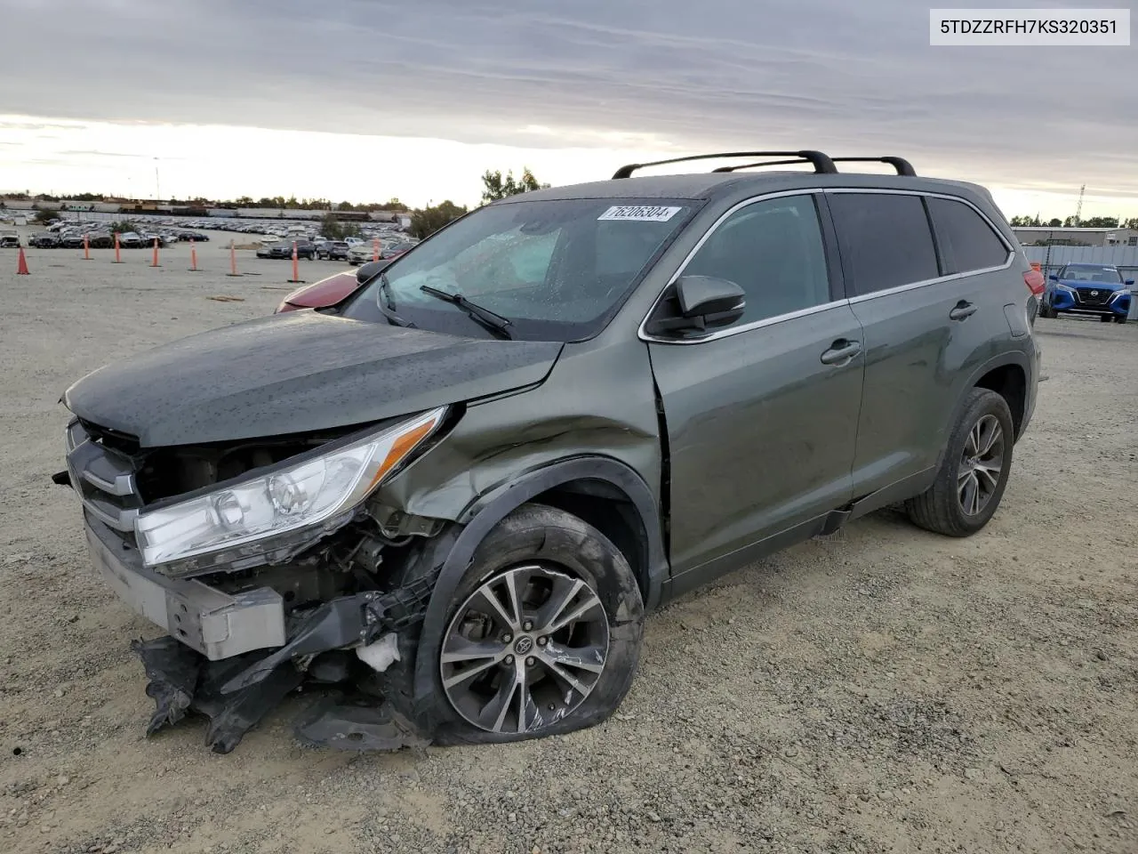 2019 Toyota Highlander Le VIN: 5TDZZRFH7KS320351 Lot: 76206304