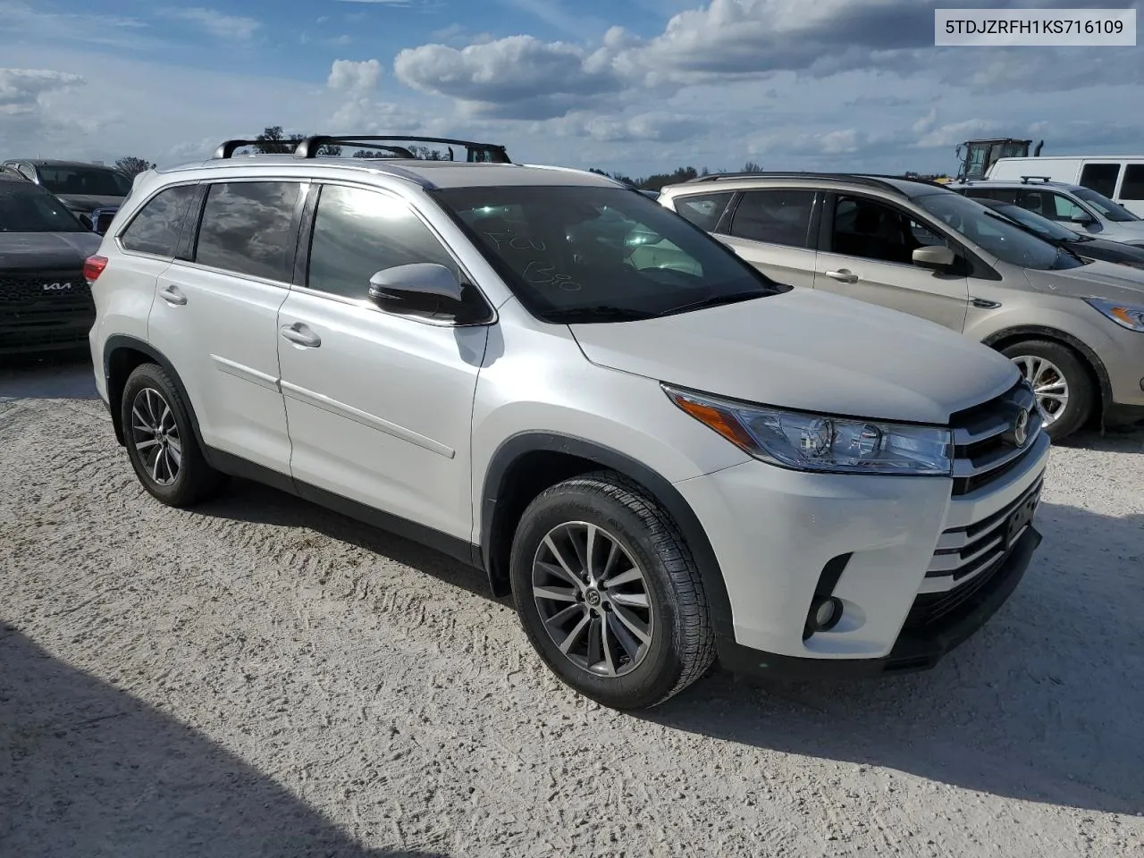 2019 Toyota Highlander Se VIN: 5TDJZRFH1KS716109 Lot: 77124854