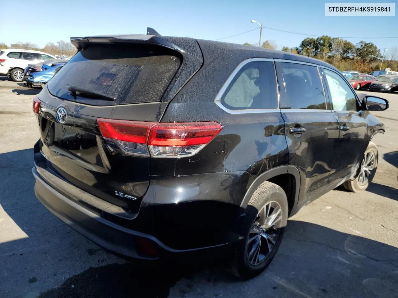 2019 Toyota Highlander Le VIN: 5TDBZRFH4KS919841 Lot: 77638334