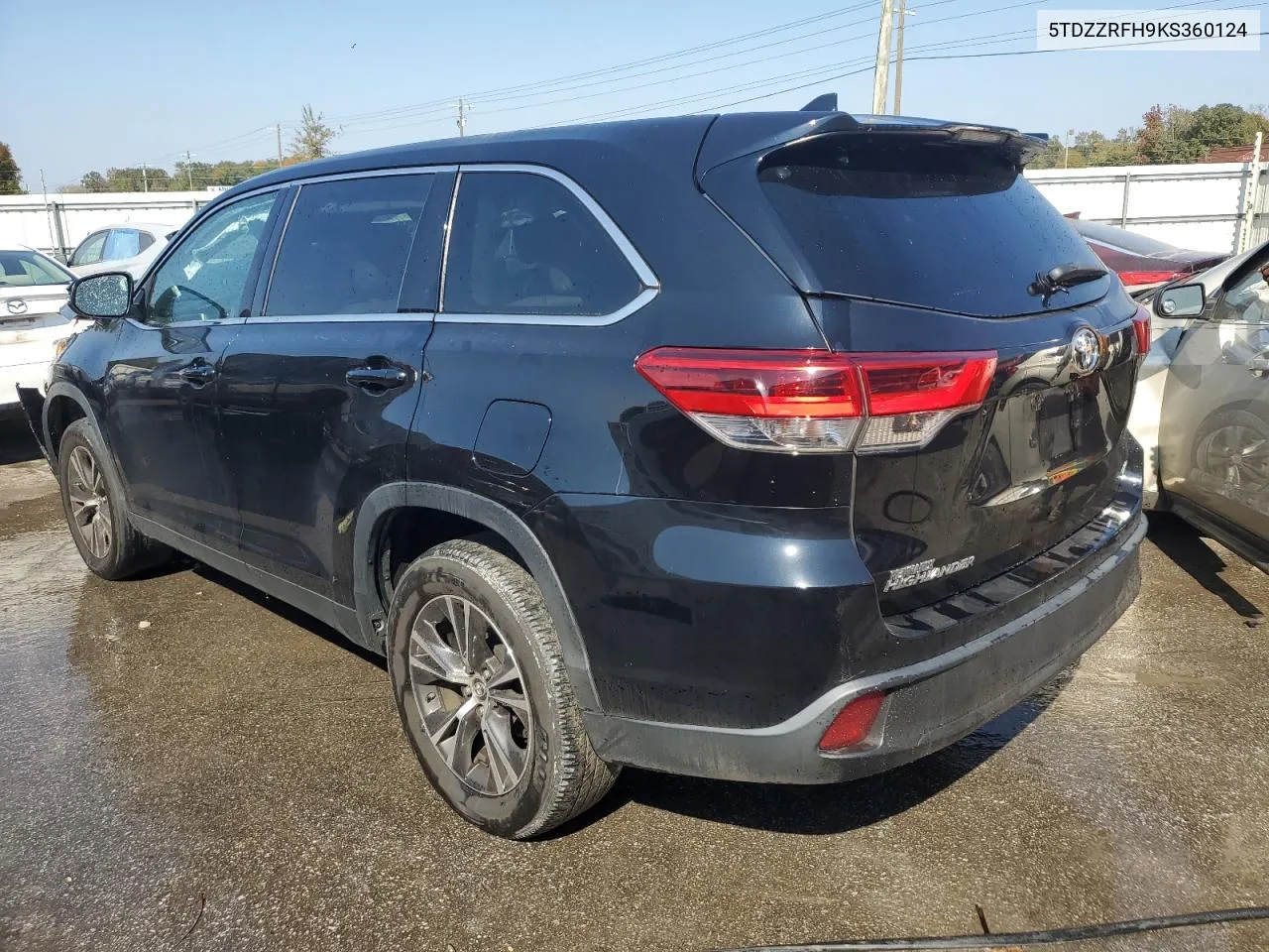 2019 Toyota Highlander Le VIN: 5TDZZRFH9KS360124 Lot: 78233034