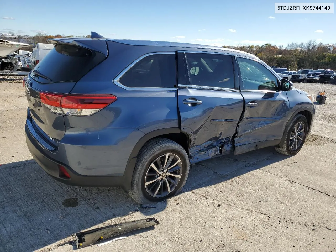 2019 Toyota Highlander Se VIN: 5TDJZRFHXKS744149 Lot: 79708194