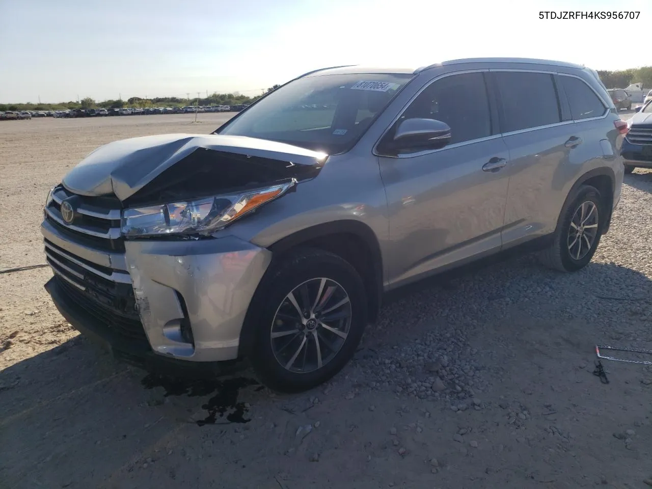 2019 Toyota Highlander Se VIN: 5TDJZRFH4KS956707 Lot: 81070654