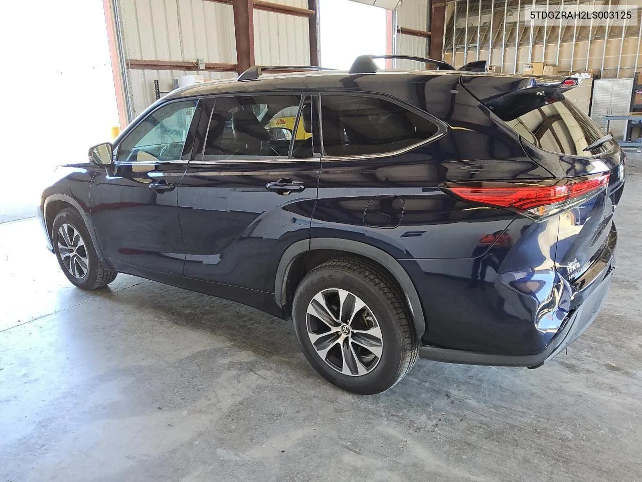 5TDGZRAH2LS003125 2020 Toyota Highlander Xle