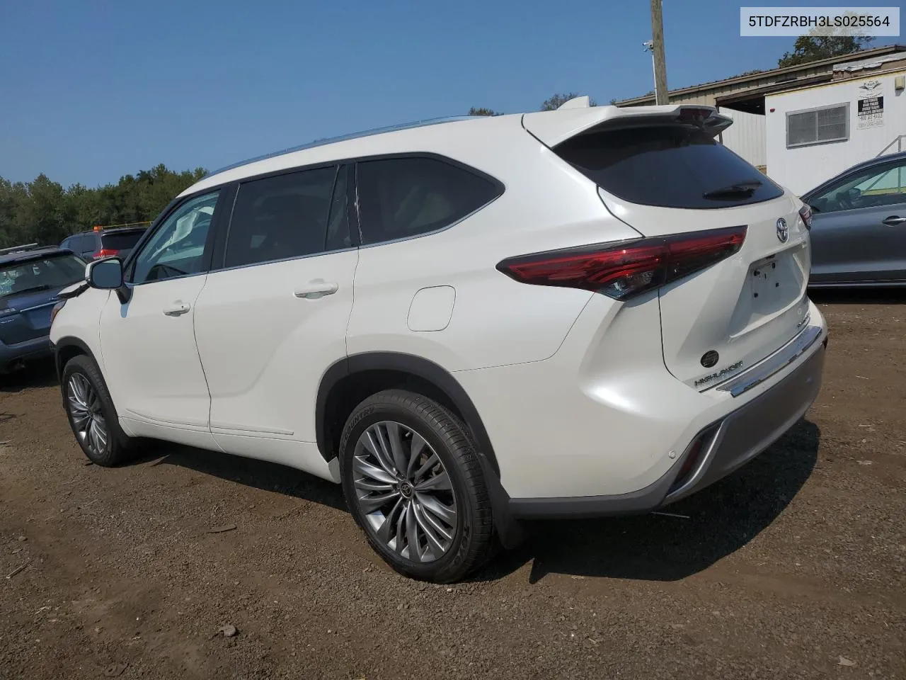 2020 Toyota Highlander Platinum VIN: 5TDFZRBH3LS025564 Lot: 71310774