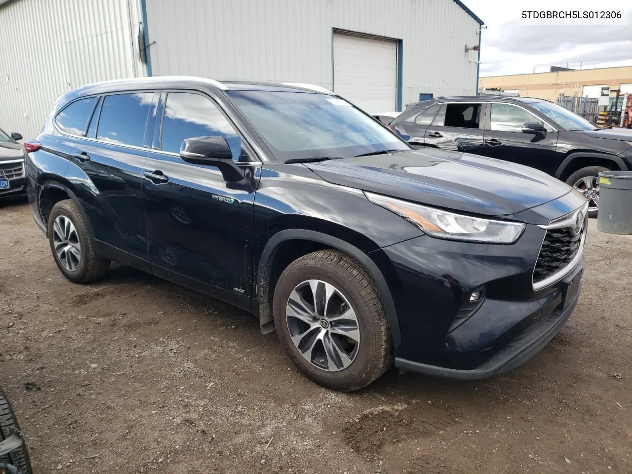 2020 Toyota Highlander Hybrid Xle VIN: 5TDGBRCH5LS012306 Lot: 77562914