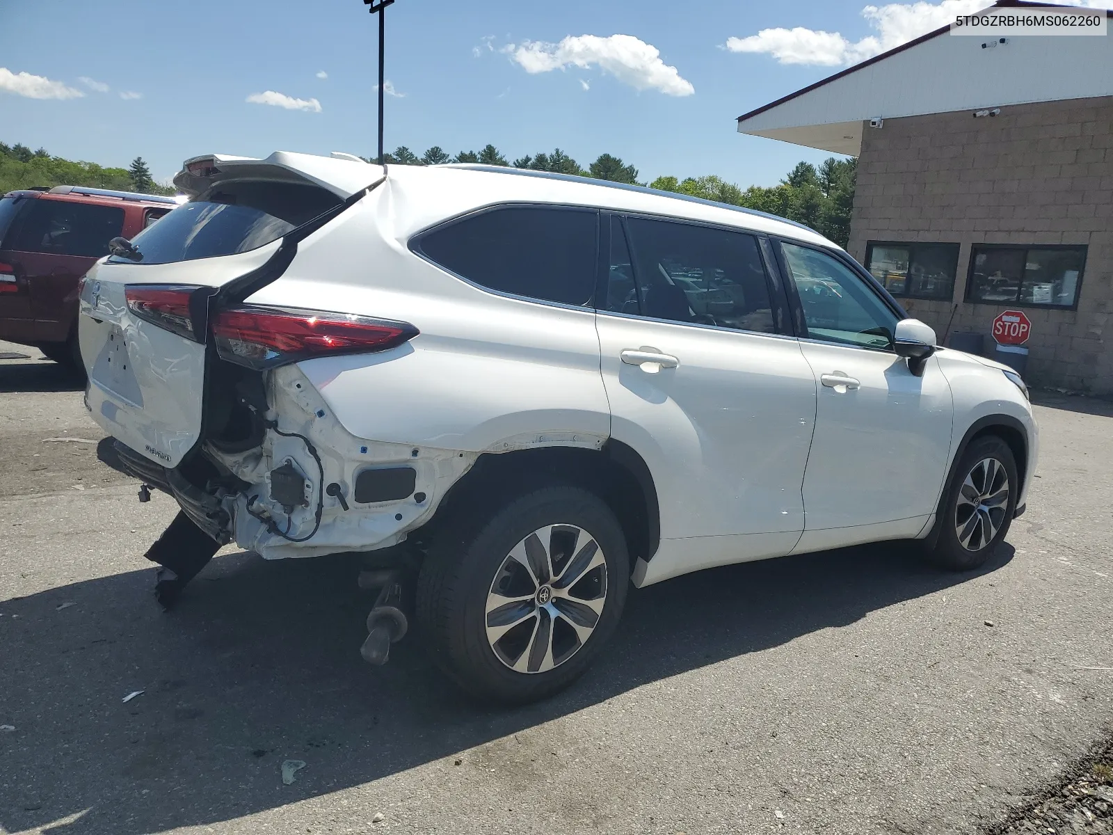 2021 Toyota Highlander Xle VIN: 5TDGZRBH6MS062260 Lot: 55790544