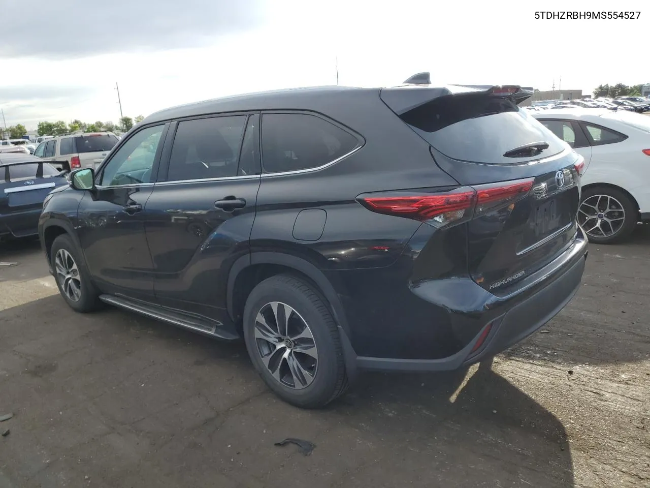 2021 Toyota Highlander Xle VIN: 5TDHZRBH9MS554527 Lot: 58432114