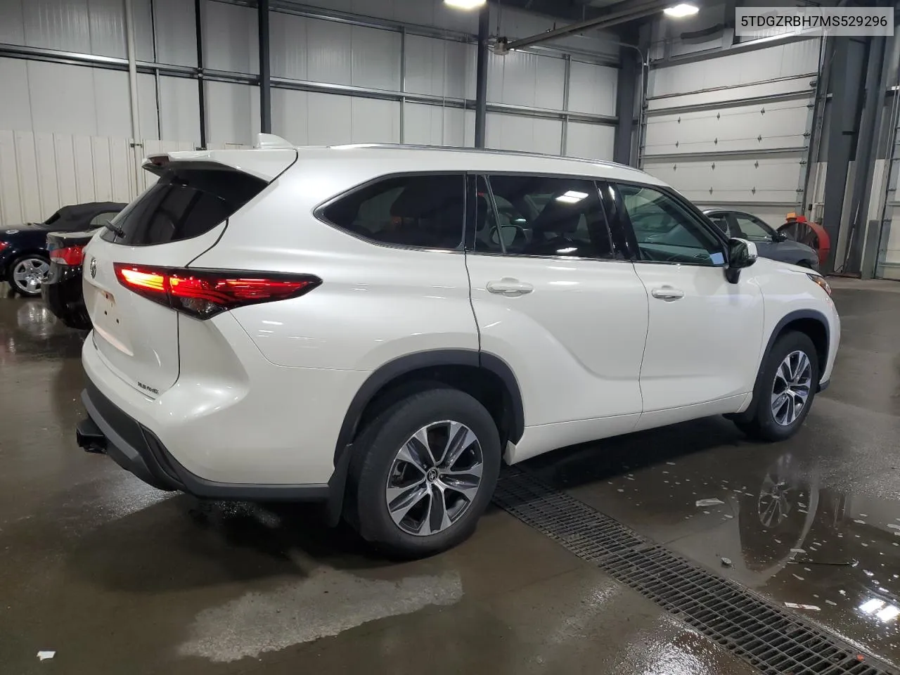 2021 Toyota Highlander Xle VIN: 5TDGZRBH7MS529296 Lot: 59968144