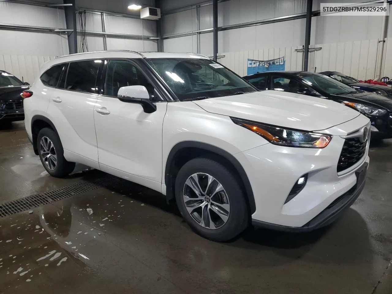 2021 Toyota Highlander Xle VIN: 5TDGZRBH7MS529296 Lot: 59968144