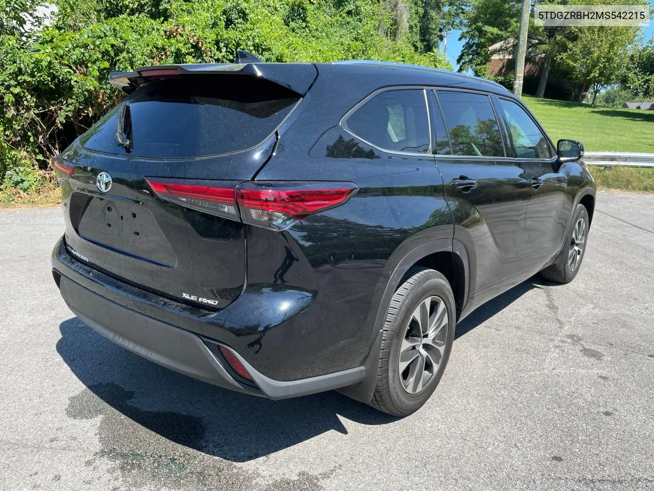 2021 Toyota Highlander Xle VIN: 5TDGZRBH2MS542215 Lot: 61948094