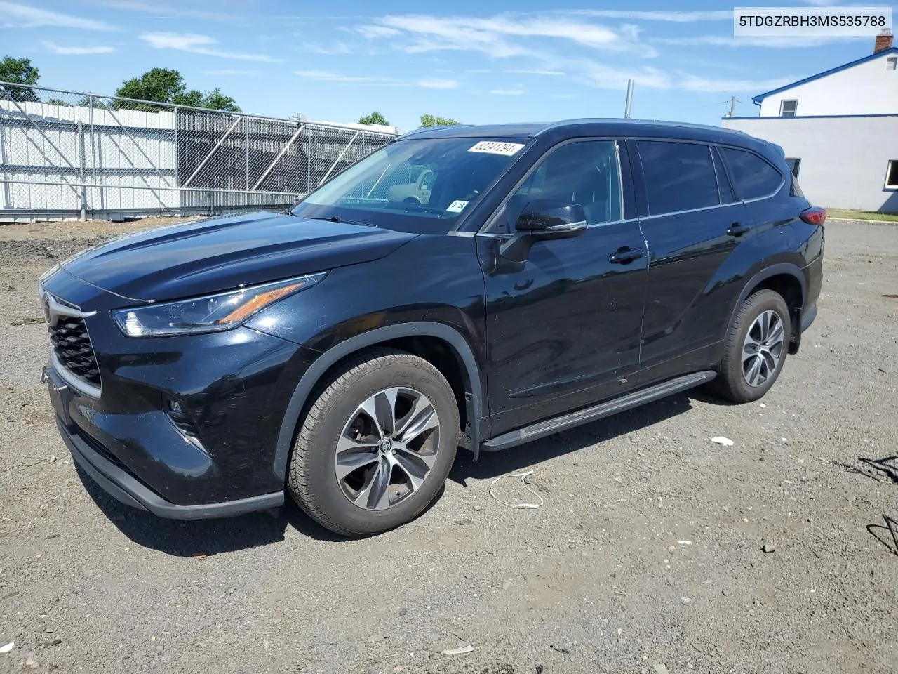 2021 Toyota Highlander Xle VIN: 5TDGZRBH3MS535788 Lot: 62241294