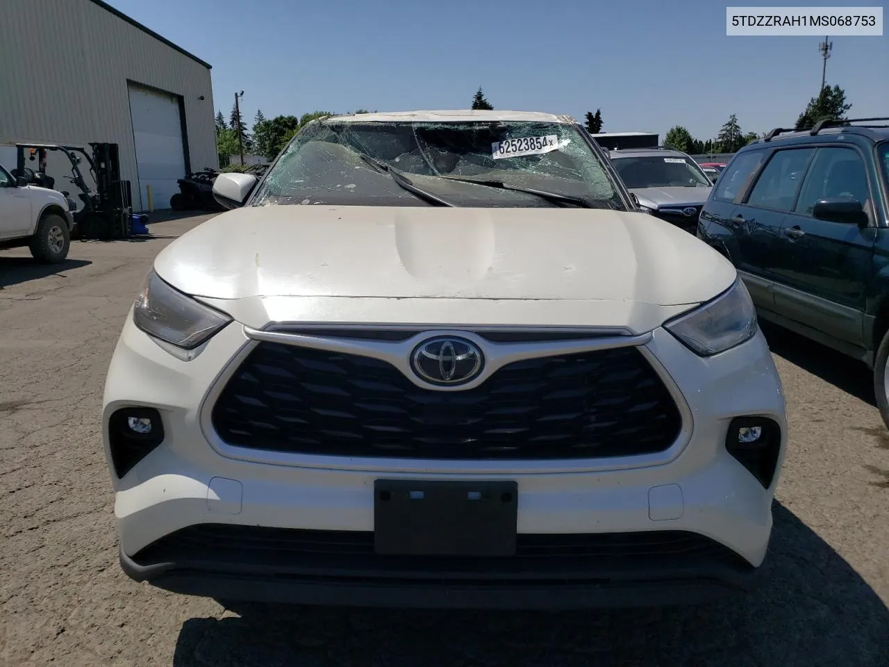 5TDZZRAH1MS068753 2021 Toyota Highlander L