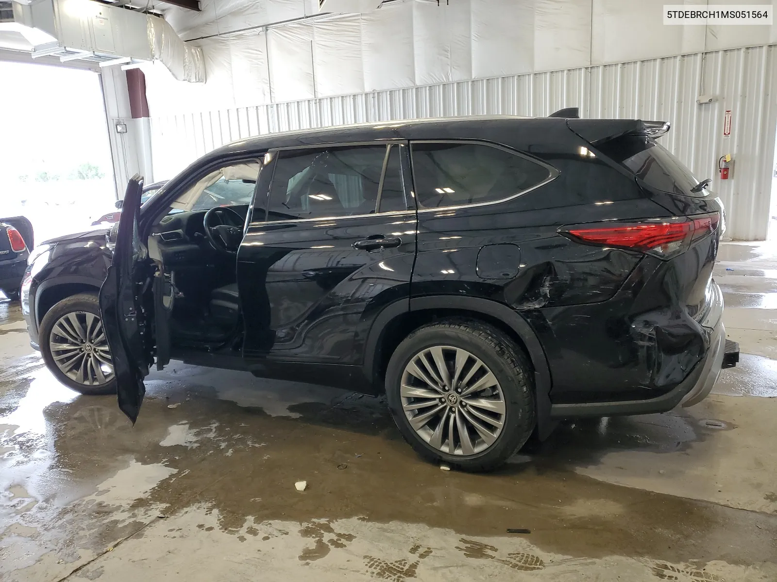 5TDEBRCH1MS051564 2021 Toyota Highlander Hybrid Platinum