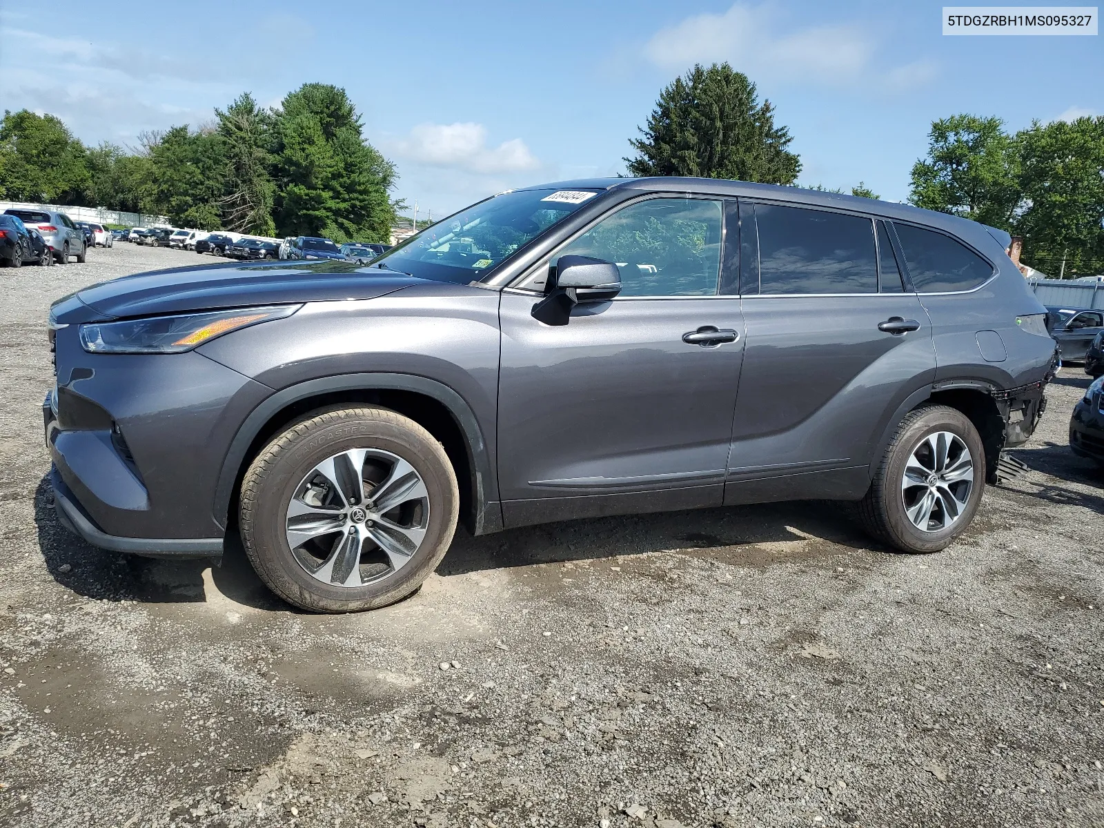 2021 Toyota Highlander Xle VIN: 5TDGZRBH1MS095327 Lot: 65844844