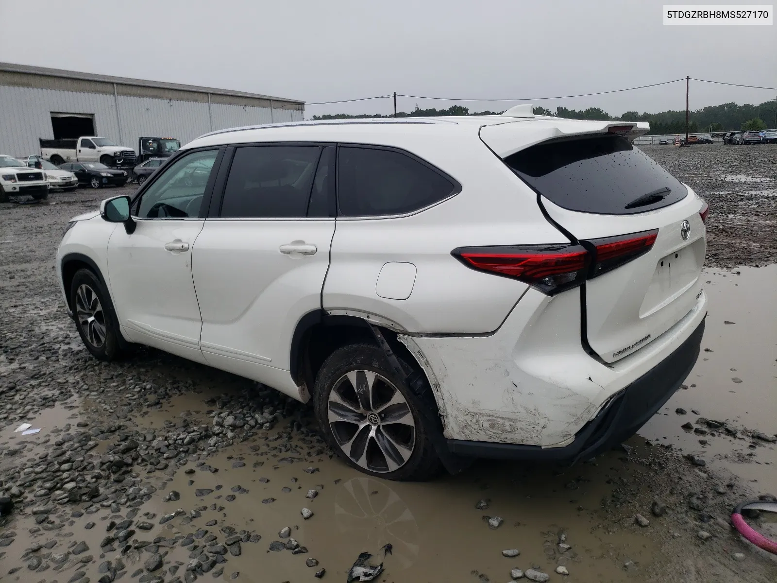 2021 Toyota Highlander Xle VIN: 5TDGZRBH8MS527170 Lot: 66273404