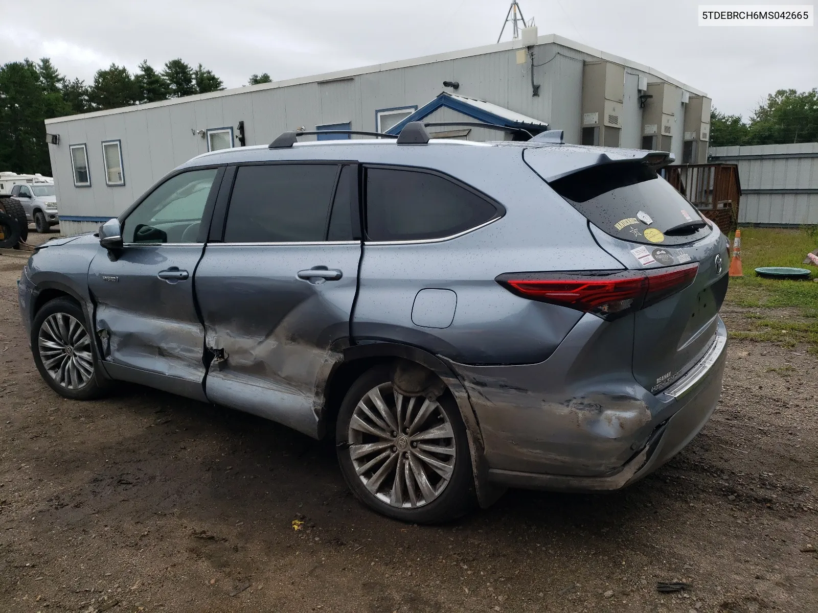 2021 Toyota Highlander Hybrid Platinum VIN: 5TDEBRCH6MS042665 Lot: 67141354