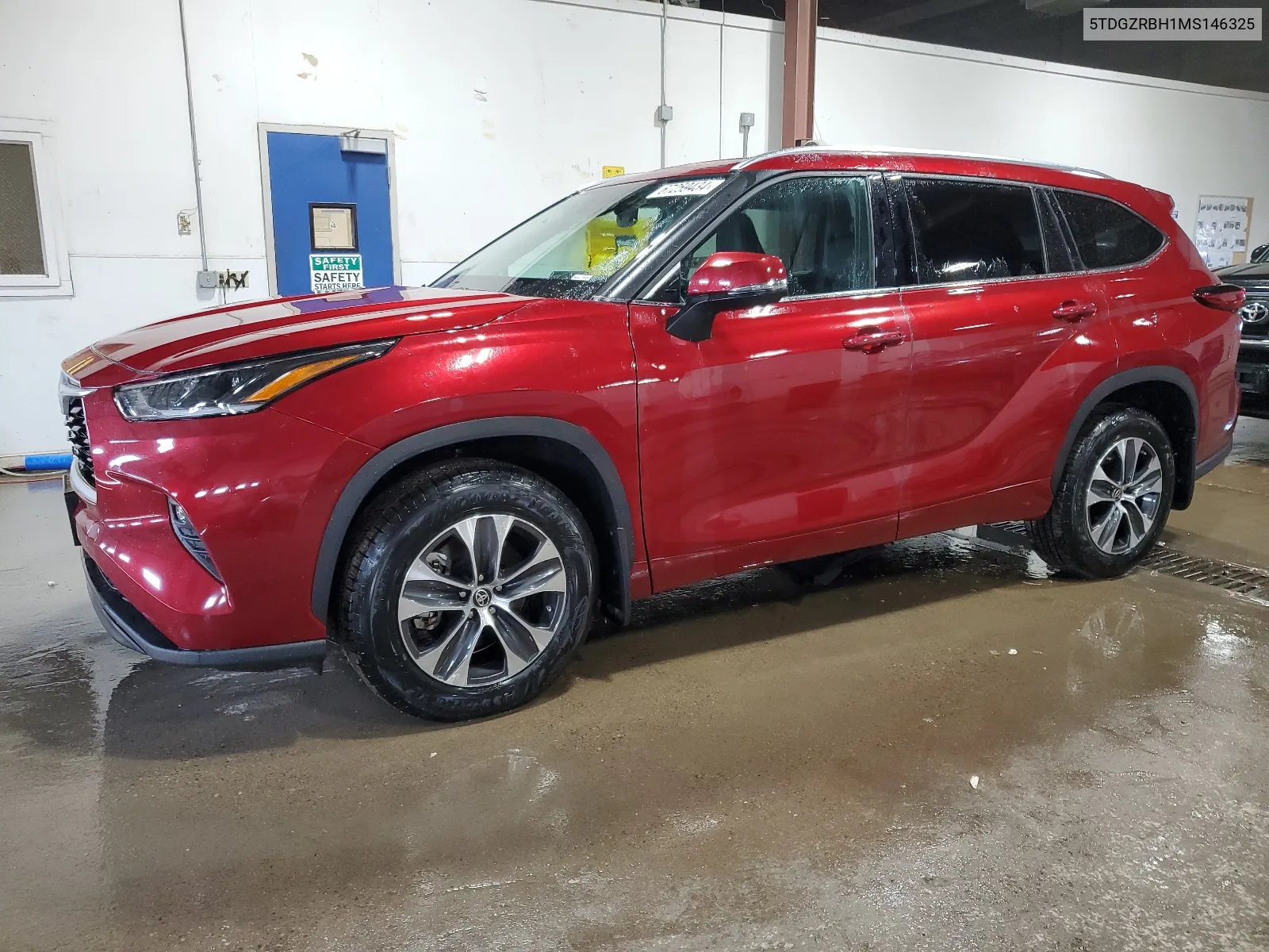 2021 Toyota Highlander Xle VIN: 5TDGZRBH1MS146325 Lot: 67259434