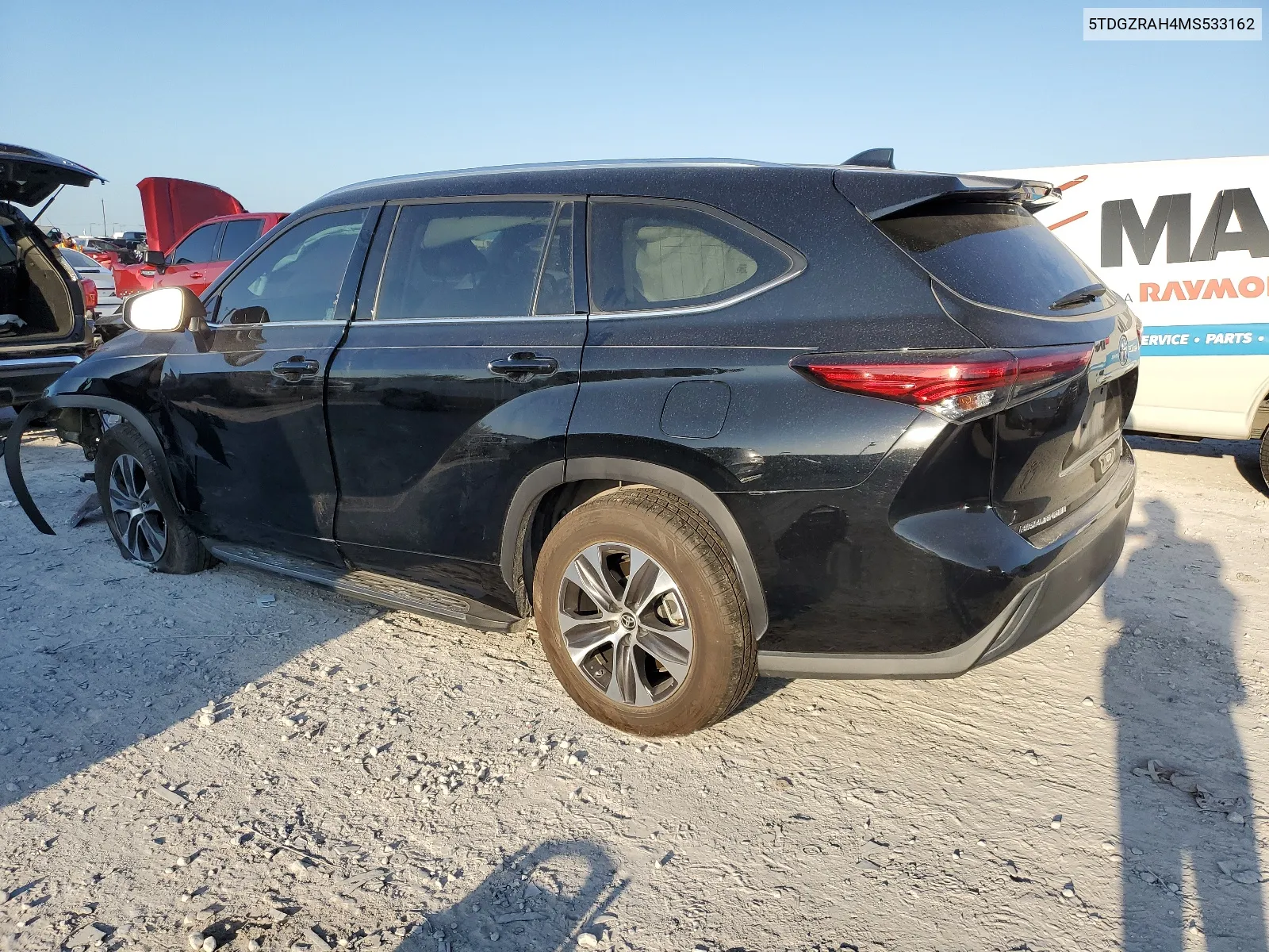 2021 Toyota Highlander Xle VIN: 5TDGZRAH4MS533162 Lot: 67368874