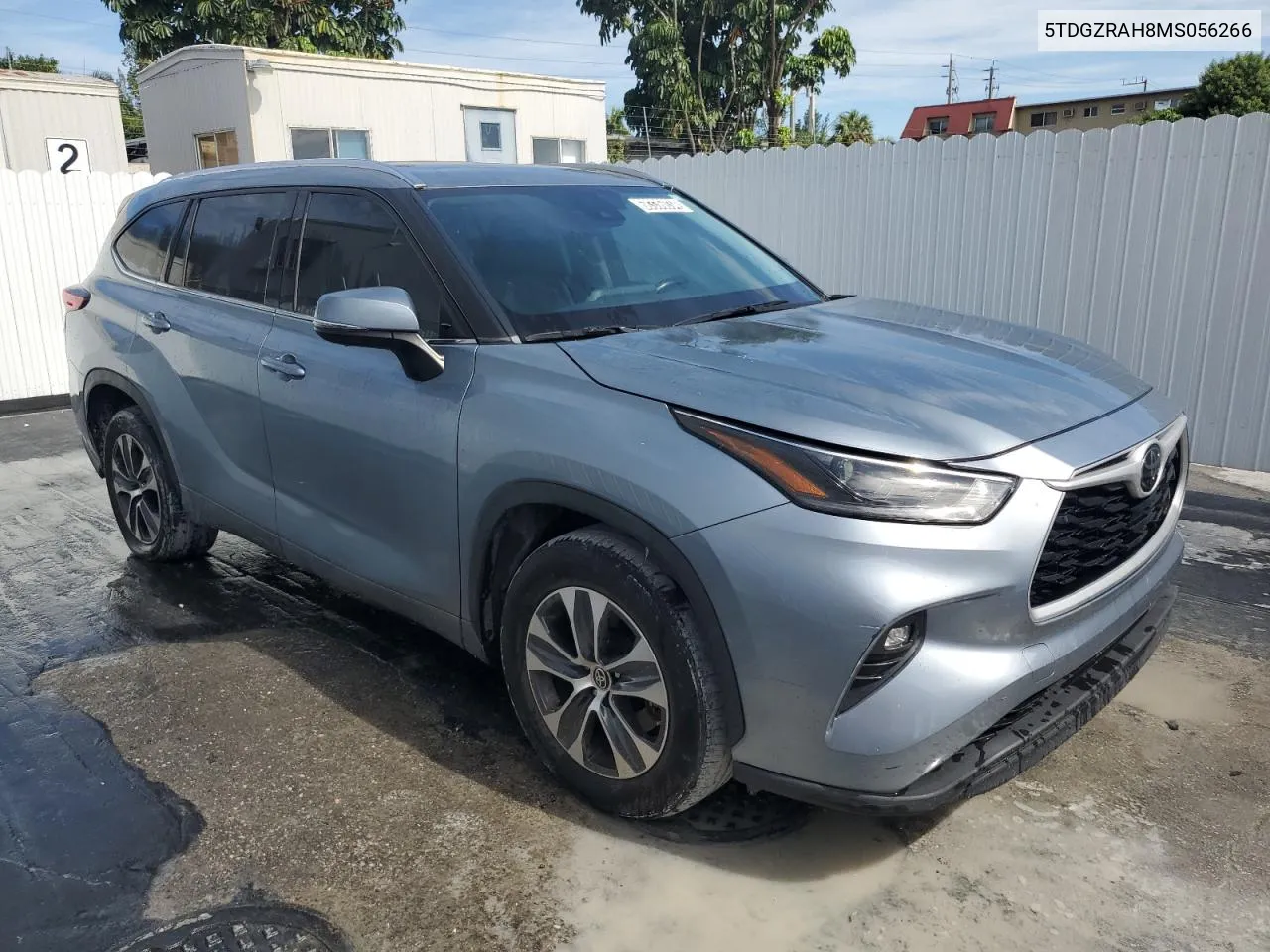 2021 Toyota Highlander Xle VIN: 5TDGZRAH8MS056266 Lot: 68336034