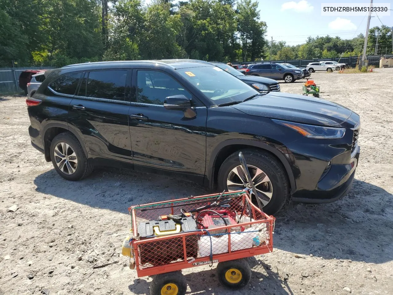 2021 Toyota Highlander Xle VIN: 5TDHZRBH5MS123330 Lot: 69036604