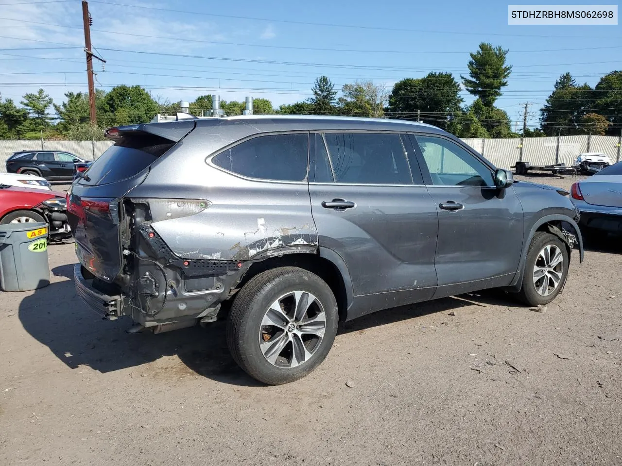 2021 Toyota Highlander Xle VIN: 5TDHZRBH8MS062698 Lot: 70632824