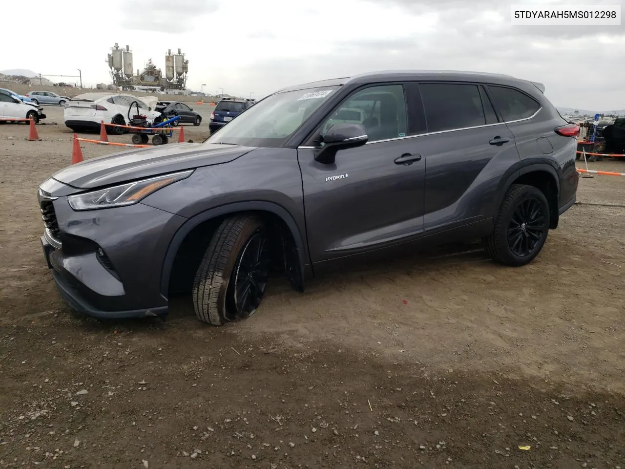 5TDYARAH5MS012298 2021 Toyota Highlander Hybrid Limited