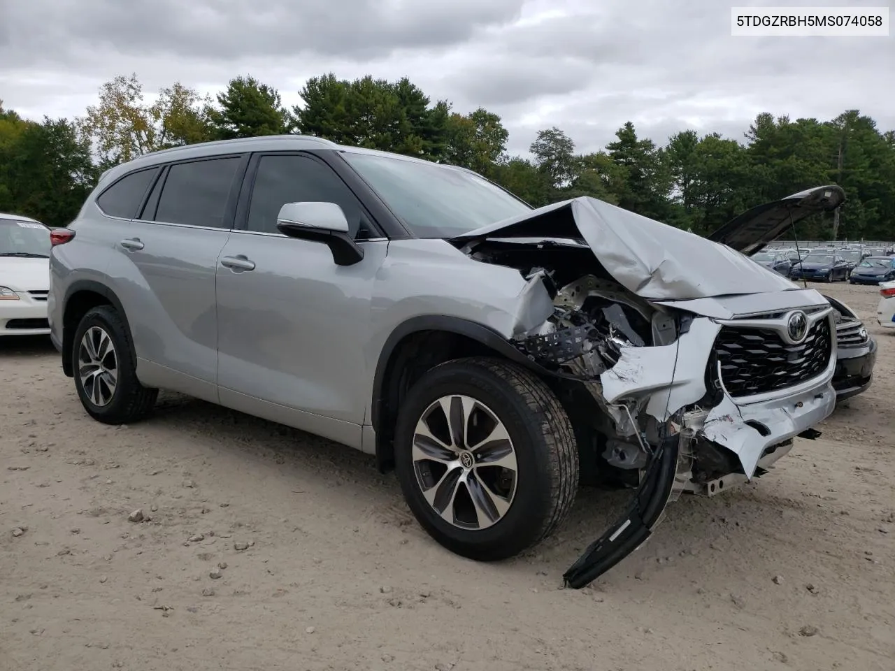 2021 Toyota Highlander Xle VIN: 5TDGZRBH5MS074058 Lot: 71939204