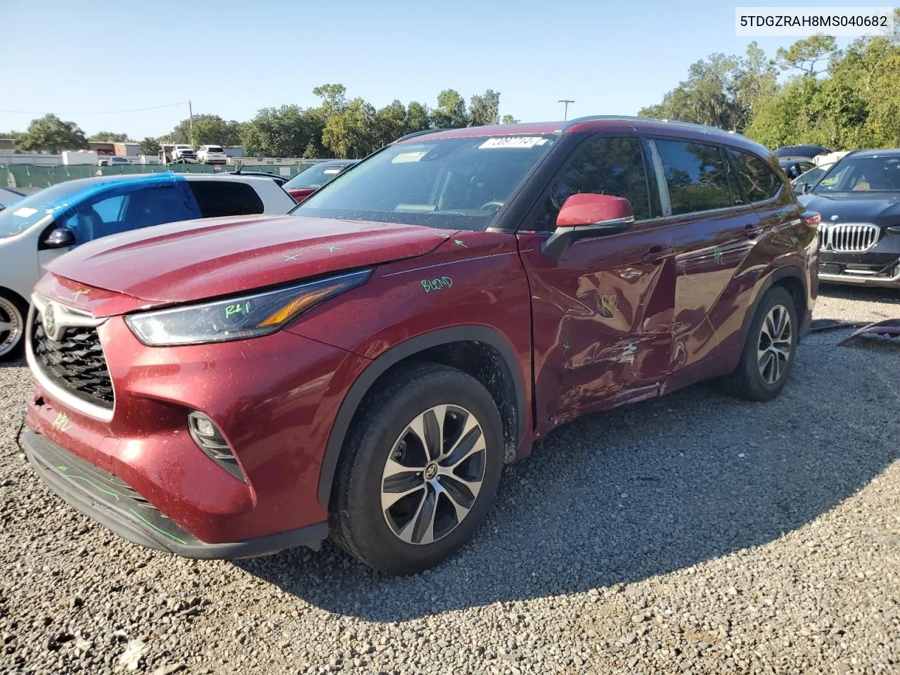 2021 Toyota Highlander Xle VIN: 5TDGZRAH8MS040682 Lot: 72097714