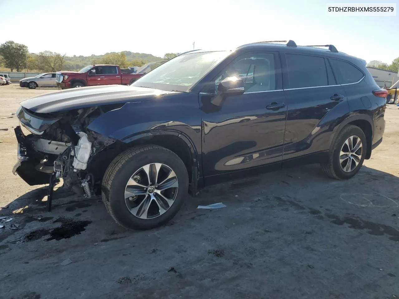 2021 Toyota Highlander Xle VIN: 5TDHZRBHXMS555279 Lot: 72457314