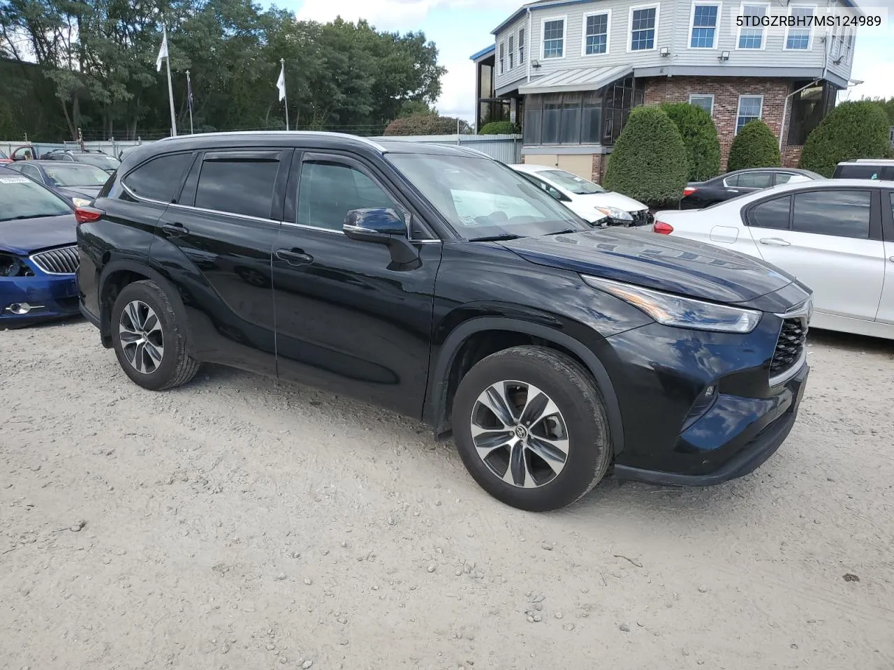 2021 Toyota Highlander Xle VIN: 5TDGZRBH7MS124989 Lot: 74277674