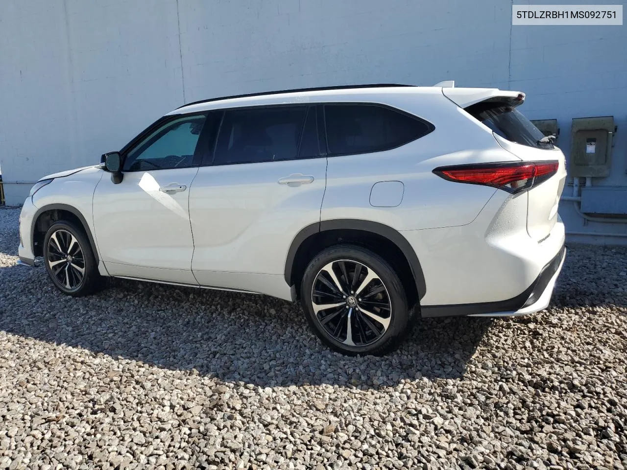 2021 Toyota Highlander Xse VIN: 5TDLZRBH1MS092751 Lot: 74914564