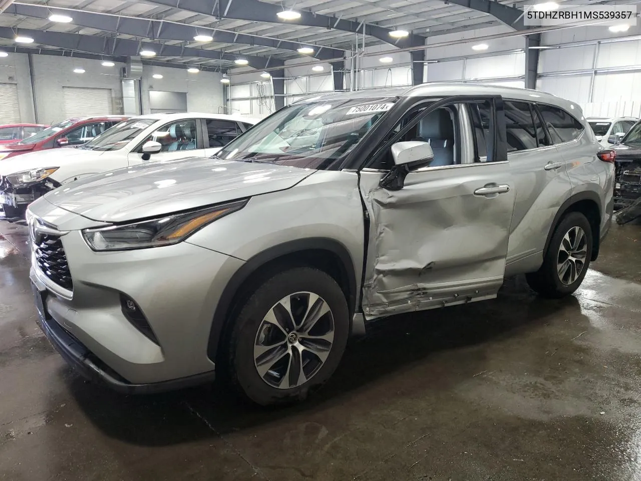 2021 Toyota Highlander Xle VIN: 5TDHZRBH1MS539357 Lot: 75001074