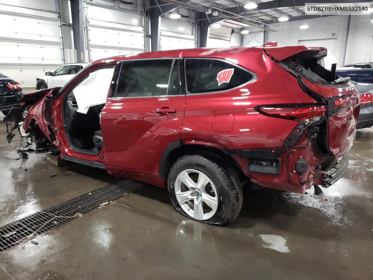 2021 Toyota Highlander L VIN: 5TDBZRBHXMS532140 Lot: 75426894