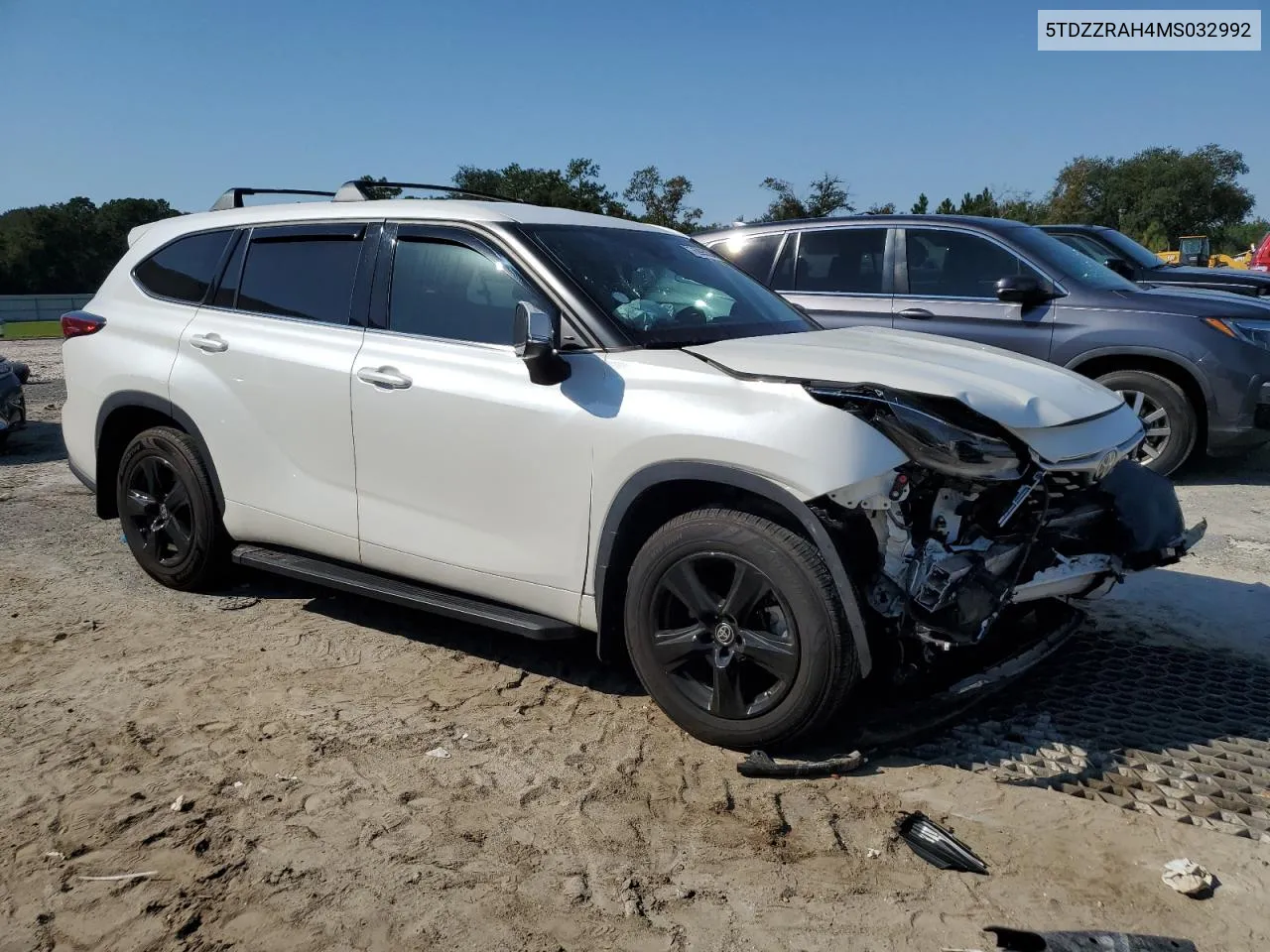 2021 Toyota Highlander L VIN: 5TDZZRAH4MS032992 Lot: 75995294