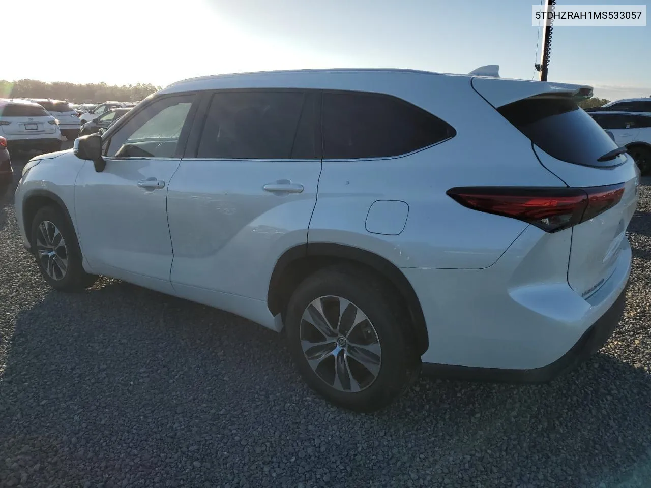 2021 Toyota Highlander Xle VIN: 5TDHZRAH1MS533057 Lot: 76725254