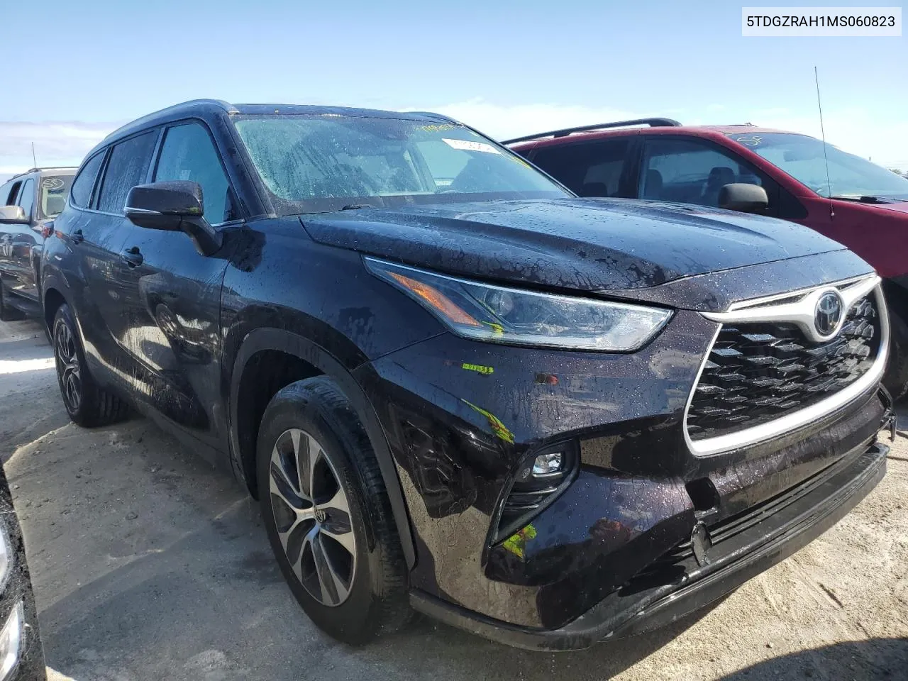 2021 Toyota Highlander Xle VIN: 5TDGZRAH1MS060823 Lot: 77590254