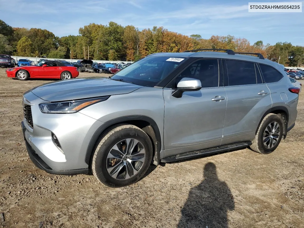 2021 Toyota Highlander Xle VIN: 5TDGZRAH9MS054235 Lot: 77670844